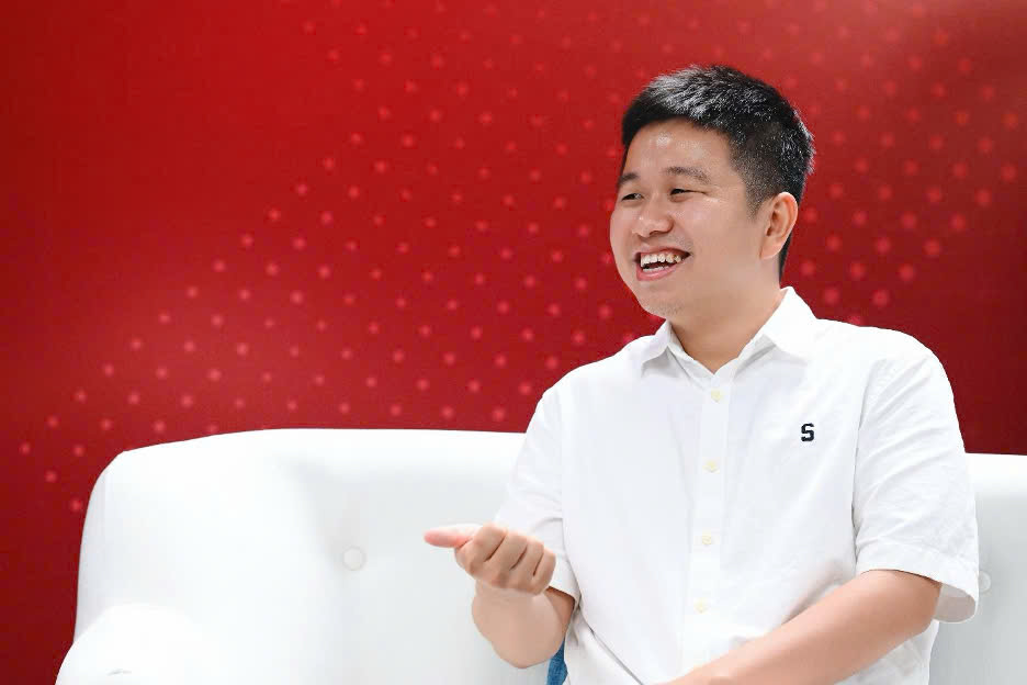Huy NL chia sẻ bí quyết: “Từ SChannel triệu view đến tài chính thông minh”- Ảnh 2. Huy NL chia sẻ bí quyết: “Từ SChannel triệu view đến tài chính thông minh”- Ảnh 2.