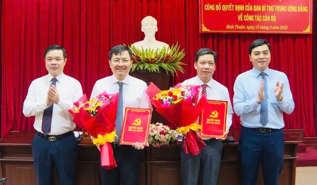 Ban Bí thư Trung ương Đảng chỉ định, chuẩn y nhân sự ở 2 tỉnh- Ảnh 2. Ban Bí thư Trung ương Đảng chỉ định, chuẩn y nhân sự ở 2 tỉnh- Ảnh 2.