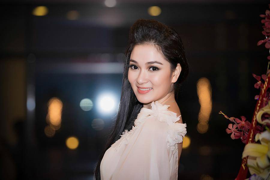 Hoa hậu nổi tiếng cả nước, quê Hải Phòng: "Họ trực ở nhà tôi và làm những việc rất kinh khủng"- Ảnh 2. Hoa hậu nổi tiếng cả nước, quê Hải Phòng: "Họ trực ở nhà tôi và làm những việc rất kinh khủng"- Ảnh 2.