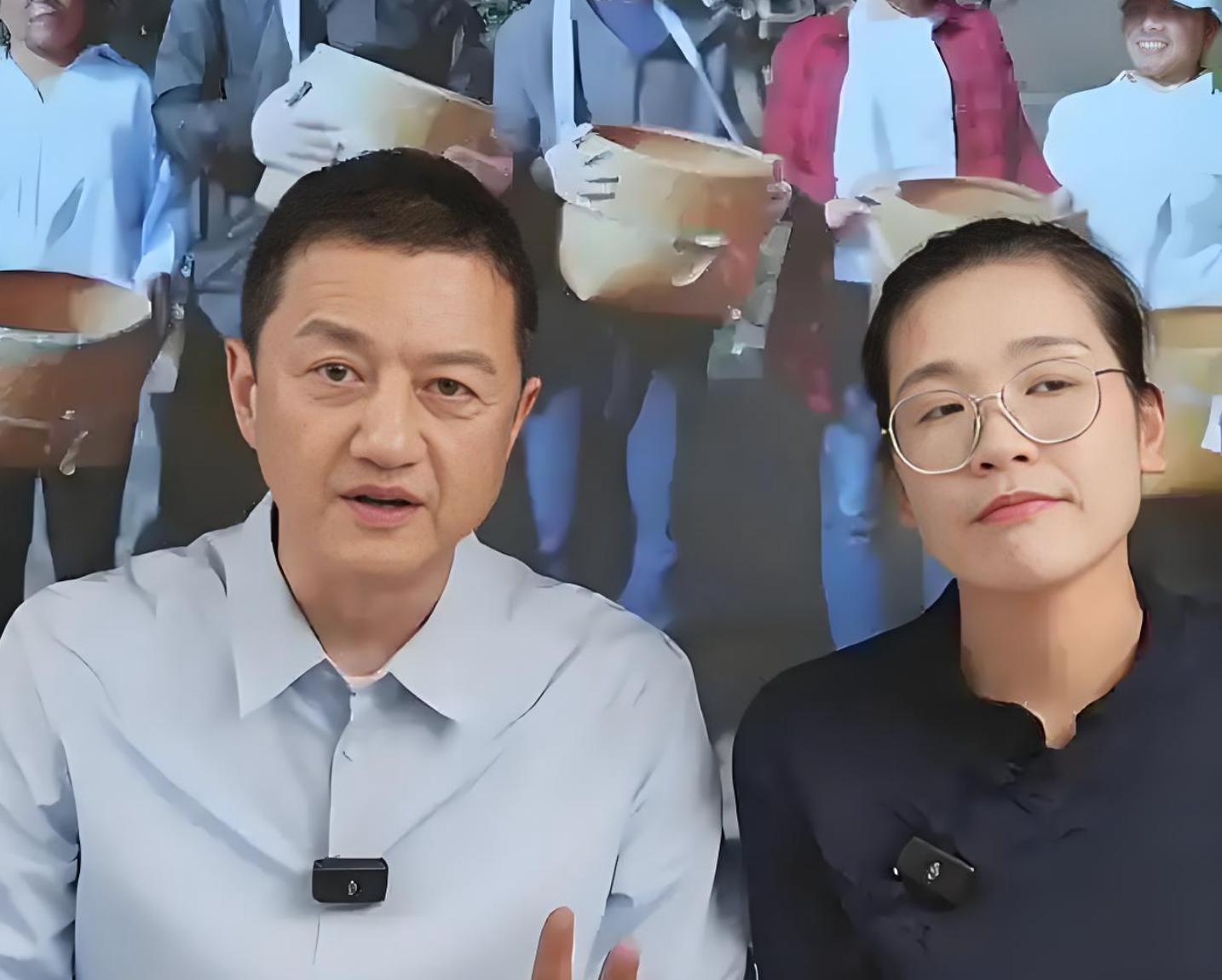 Từng là "thiếu gia trong mộng" của Cbiz, Lý Á Bằng nay dọn về sống trong khu chung cư cũ: Nợ nần, phá sản, đứa con nhỏ 3 tuổi cũng chịu khổ- Ảnh 5. Từng là "thiếu gia trong mộng" của Cbiz, Lý Á Bằng nay dọn về sống trong khu chung cư cũ: Nợ nần, phá sản, đứa con nhỏ 3 tuổi cũng chịu khổ- Ảnh 5.