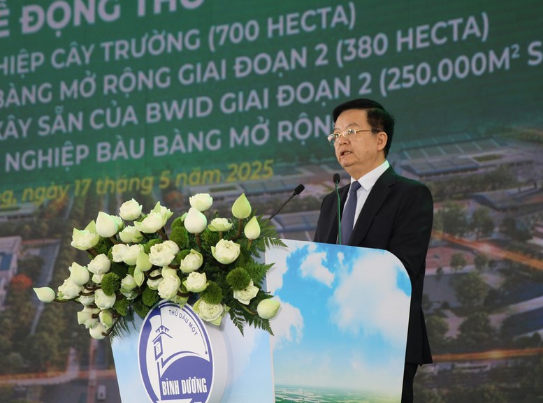 Bình Dương động thổ 2 khu công nghiệp sinh thái, thông minh thế hệ mới- Ảnh 4. Bình Dương động thổ 2 khu công nghiệp sinh thái, thông minh thế hệ mới- Ảnh 4.
