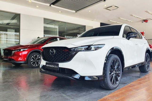 Phân khúc SUV cỡ C đua giảm giá giành thị phần- Ảnh 1. Phân khúc SUV cỡ C đua giảm giá giành thị phần- Ảnh 1.