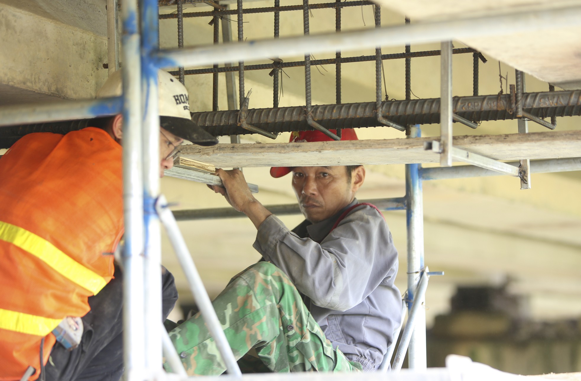 Cầu 'chống nạng gỗ' trên quốc lộ 1A qua Hà Tĩnh hiện ra sao?- Ảnh 14. Cầu 'chống nạng gỗ' trên quốc lộ 1A qua Hà Tĩnh hiện ra sao?- Ảnh 14.