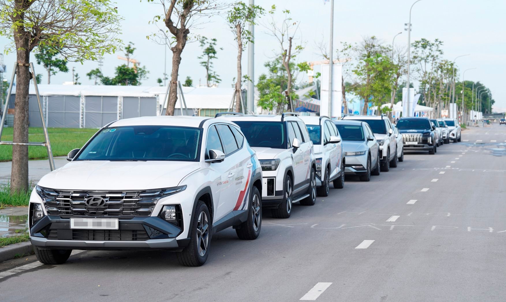 Hyundai Care Day khởi động tại tỉnh đầu tiên - mở màn cho hành trình chăm sóc xe lưu động tại 10 tỉnh/thành- Ảnh 4. Hyundai Care Day khởi động tại tỉnh đầu tiên - mở màn cho hành trình chăm sóc xe lưu động tại 10 tỉnh/thành- Ảnh 4.