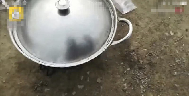 Thông báo họp lớp nhưng không ai rep, "lớp trưởng của năm" đích thân đạp xe 1500km, đến thăm nhà từng thành viên trong lớp- Ảnh 3. Thông báo họp lớp nhưng không ai rep, "lớp trưởng của năm" đích thân đạp xe 1500km, đến thăm nhà từng thành viên trong lớp- Ảnh 3.