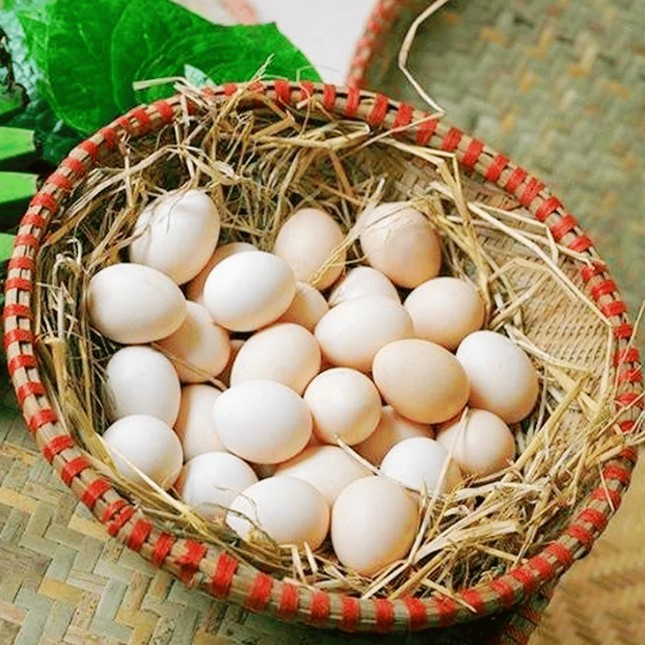 Thực hư thông tin trứng gà ‘lạ’- Ảnh 1. Thực hư thông tin trứng gà ‘lạ’- Ảnh 1.