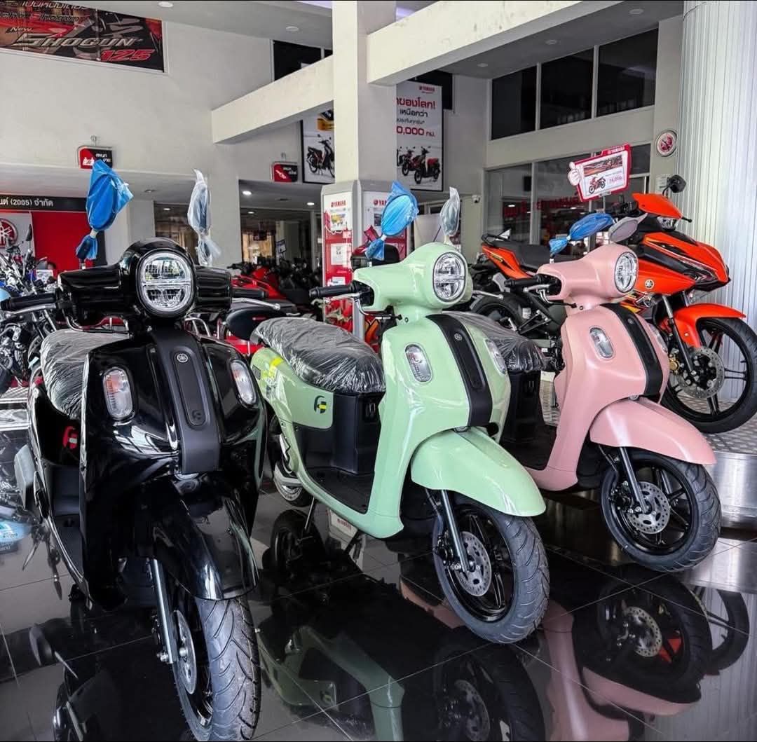 Xe ga siêu tiết kiệm xăng của Yamaha về đại lý: Trang bị vượt Honda Vision, động cơ hybrid - giá chỉ 35 triệu đồng- Ảnh 1. Xe ga siêu tiết kiệm xăng của Yamaha về đại lý: Trang bị vượt Honda Vision, động cơ hybrid - giá chỉ 35 triệu đồng- Ảnh 1.