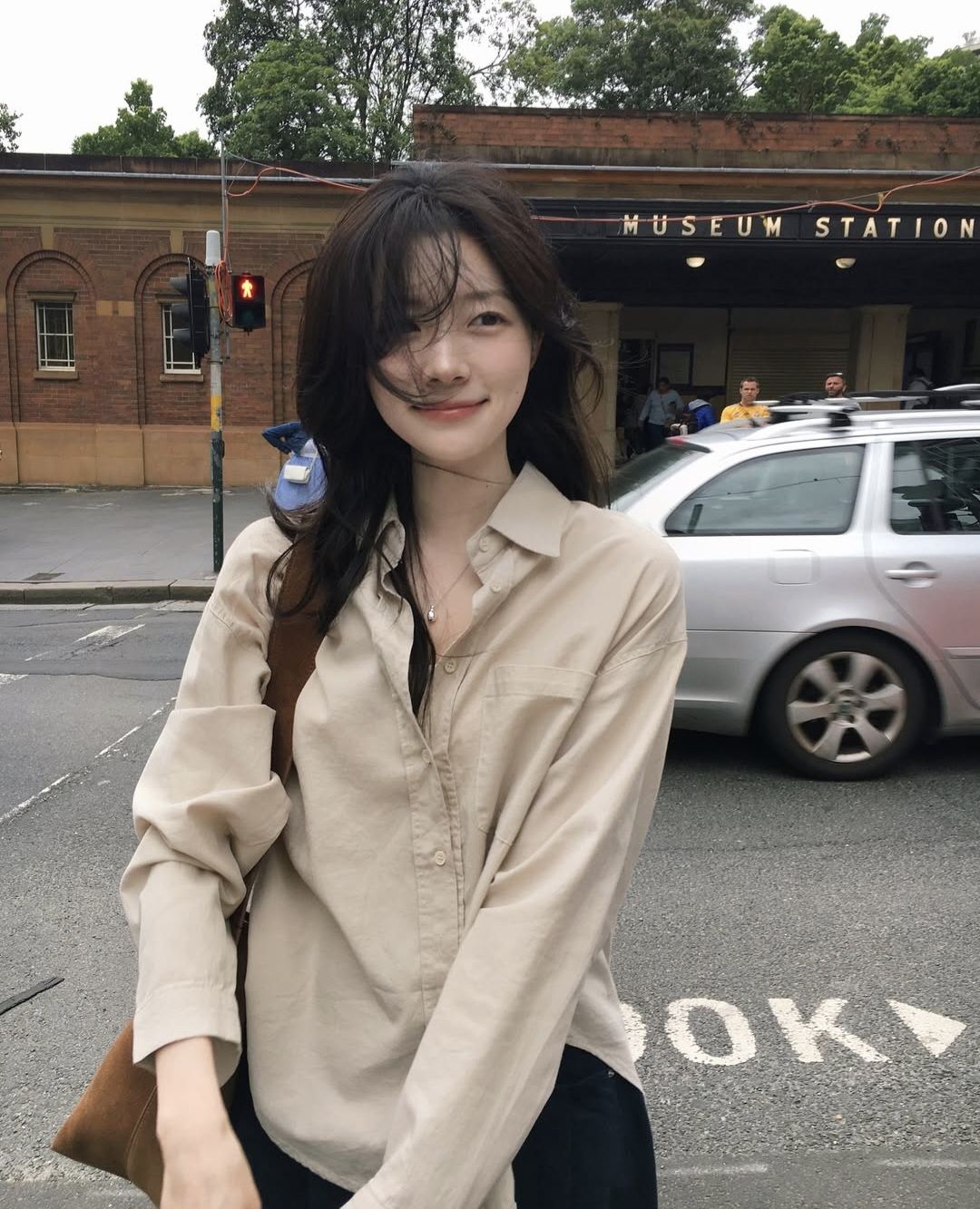 "Đôi giày giá 900k, vậy mua 1 chiếc giày mất bao nhiêu tiền?", nữ ứng viên trả lời một câu mà được gọi đi làm ngay- Ảnh 1. "Đôi giày giá 900k, vậy mua 1 chiếc giày mất bao nhiêu tiền?", nữ ứng viên trả lời một câu mà được gọi đi làm ngay- Ảnh 1.
