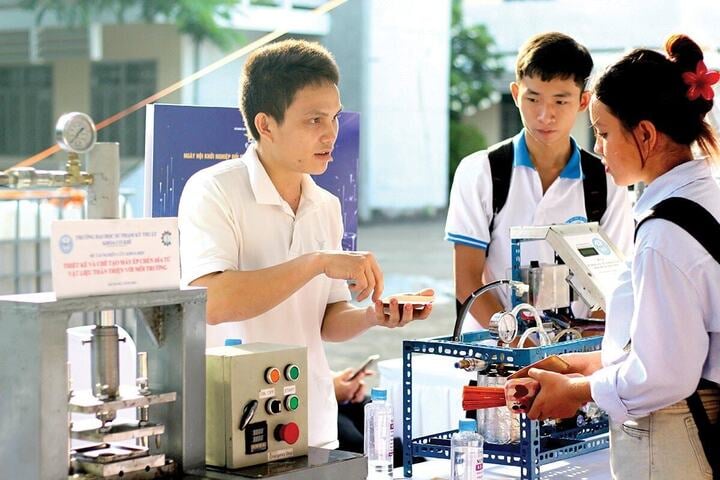 Doanh nghiệp khởi nghiệp được miễn thuế 2 năm đầu, 50% cho 4 năm tiếp theo- Ảnh 1. Doanh nghiệp khởi nghiệp được miễn thuế 2 năm đầu, 50% cho 4 năm tiếp theo- Ảnh 1.