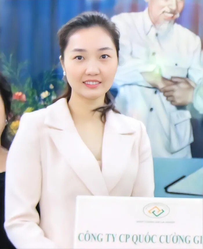 Ngoại hình của em gái Cường Đô La ở hiện tại gây chú ý- Ảnh 7. Ngoại hình của em gái Cường Đô La ở hiện tại gây chú ý- Ảnh 7.
