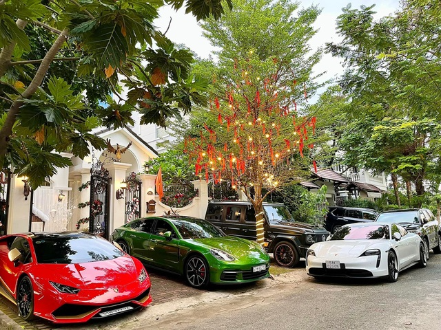 Đoàn Di Băng trước khi trở thành “nữ đại gia quận 7”: Làm gì mà giàu thế?- Ảnh 4. Đoàn Di Băng trước khi trở thành “nữ đại gia quận 7”: Làm gì mà giàu thế?- Ảnh 4.