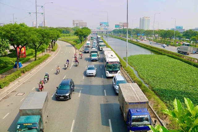 Dự án nối dài đường Võ Văn Kiệt sắp hồi sinh sau 10 năm- Ảnh 1. Dự án nối dài đường Võ Văn Kiệt sắp hồi sinh sau 10 năm- Ảnh 1.