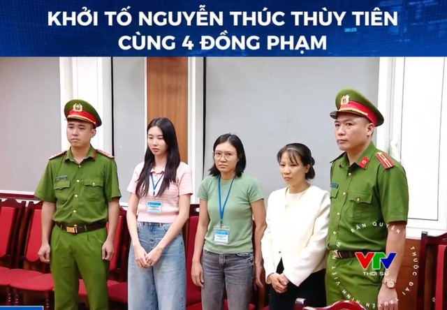 Toàn cảnh thời điểm Hoa hậu Thuỳ Tiên và 4 đồng phạm bị khởi tố- Ảnh 1. Toàn cảnh thời điểm Hoa hậu Thuỳ Tiên và 4 đồng phạm bị khởi tố- Ảnh 1.