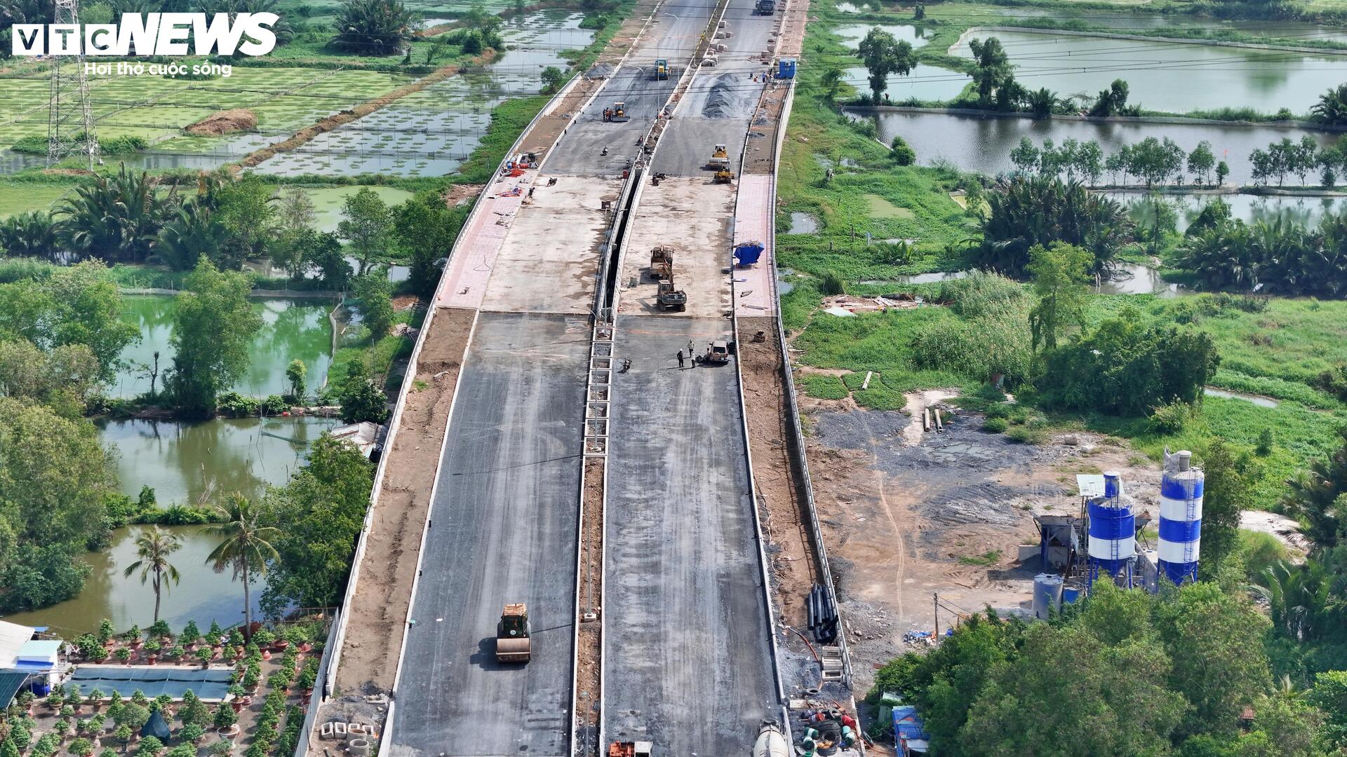 Toàn cảnh dự án nghìn tỷ nối TP.HCM với Long An sau hơn 2 năm thi công- Ảnh 12. Toàn cảnh dự án nghìn tỷ nối TP.HCM với Long An sau hơn 2 năm thi công- Ảnh 12.