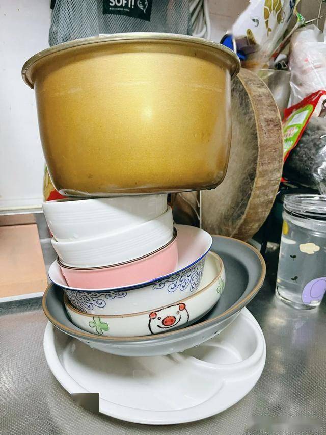 6 thói quen tưởng bình thường nhưng khiến bát đĩa càng rửa càng bẩn, cả nhà ăn "độc tố" mỗi ngày sớm muộn cũng ung thư- Ảnh 4. 6 thói quen tưởng bình thường nhưng khiến bát đĩa càng rửa càng bẩn, cả nhà ăn "độc tố" mỗi ngày sớm muộn cũng ung thư- Ảnh 4.
