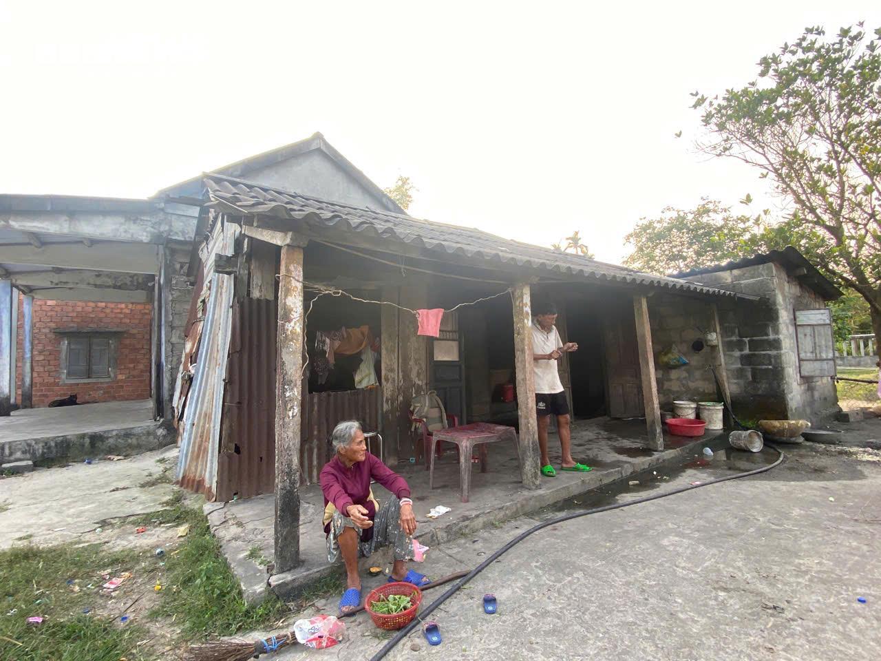 Bên trong ngôi làng bị 'mắc kẹt' bởi dự án sân golf 'treo' gần 2 thập kỷ- Ảnh 6. Bên trong ngôi làng bị 'mắc kẹt' bởi dự án sân golf 'treo' gần 2 thập kỷ- Ảnh 6.