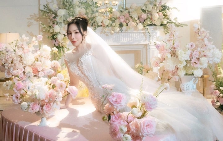 Hồ Quỳnh Hương làm một điều đặc biệt tặng chồng doanh nhân sau đám cưới- Ảnh 1. Hồ Quỳnh Hương làm một điều đặc biệt tặng chồng doanh nhân sau đám cưới- Ảnh 1.