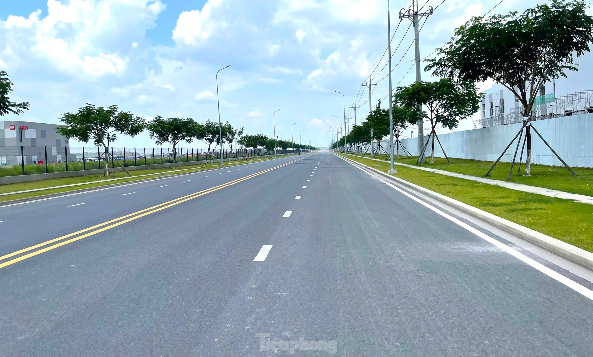 Cận cảnh khu công nghiệp được Bình Dương chi 1.500 tỷ đồng mở đường đón 'đại bàng'- Ảnh 3. Cận cảnh khu công nghiệp được Bình Dương chi 1.500 tỷ đồng mở đường đón 'đại bàng'- Ảnh 3.