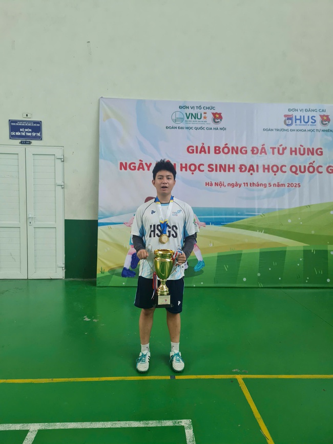 Từng tự ti vì giọng địa phương nặng, nam sinh viết 1 câu cực "thấm" trong bài luận, giành luôn học bổng 14 trường đại học của Mỹ- Ảnh 3. Từng tự ti vì giọng địa phương nặng, nam sinh viết 1 câu cực "thấm" trong bài luận, giành luôn học bổng 14 trường đại học của Mỹ- Ảnh 3.