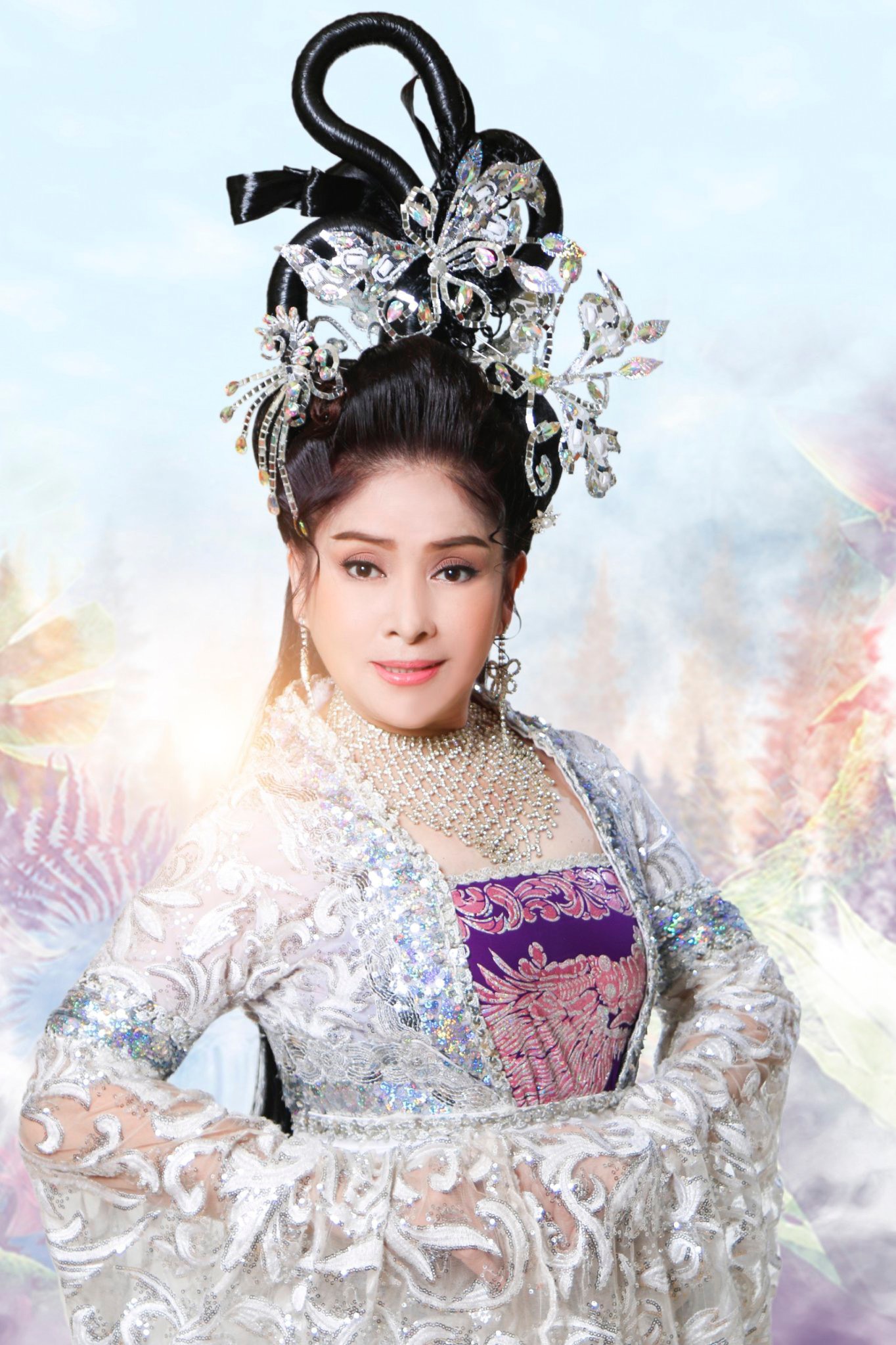 Nữ NSƯT sở hữu nhà mặt tiền vài chục tỷ đồng ở Quận 7, nhiều tài tử theo đuổi nhưng cưới chồng kém tiếng- Ảnh 1. Nữ NSƯT sở hữu nhà mặt tiền vài chục tỷ đồng ở Quận 7, nhiều tài tử theo đuổi nhưng cưới chồng kém tiếng- Ảnh 1.