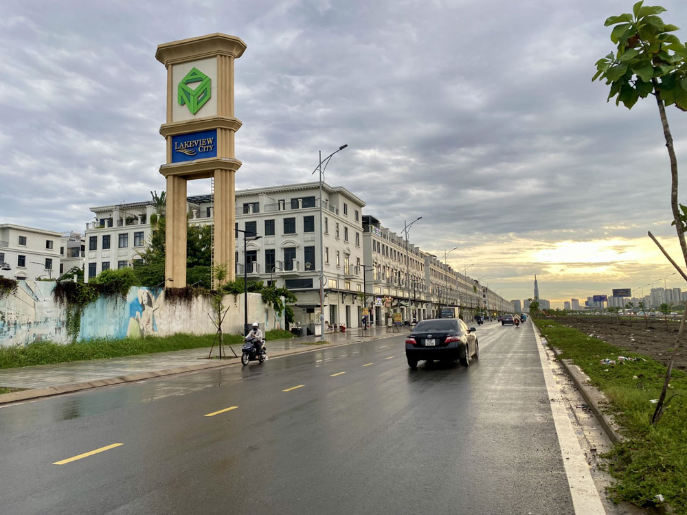 Cấp sổ hồng cho hàng chục ngàn căn hộ- Ảnh 2. Cấp sổ hồng cho hàng chục ngàn căn hộ- Ảnh 2.