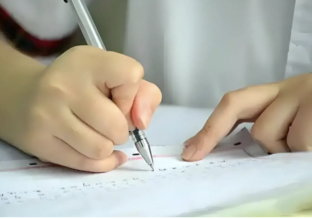 Khoa học chứng minh cha mẹ càng nói 3 lời này, tương lai của trẻ càng rạng rỡ, tiền đồ rộng mở- Ảnh 2. Khoa học chứng minh cha mẹ càng nói 3 lời này, tương lai của trẻ càng rạng rỡ, tiền đồ rộng mở- Ảnh 2.