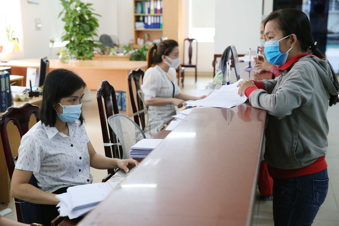 Nguồn kinh phí chi trả cho người nghỉ hưu trước tuổi, nghỉ thôi việc từ đâu?- Ảnh 1. Nguồn kinh phí chi trả cho người nghỉ hưu trước tuổi, nghỉ thôi việc từ đâu?- Ảnh 1.