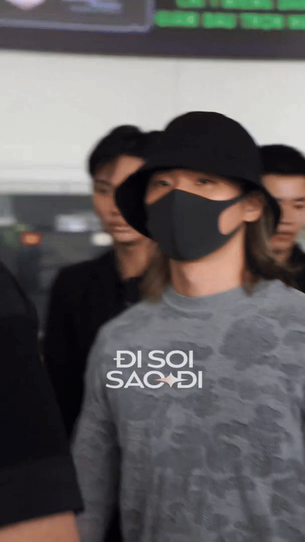 Hot: Daesung (BIGBANG) đi giữa Hot: Daesung (BIGBANG) đi giữa