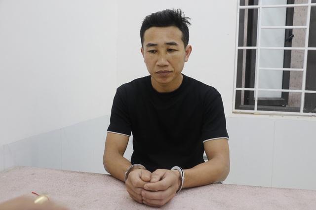 Lời khai của Hà Văn Thúy, nam phụ huynh xông vào trường đánh cô giáo, bắt đứng dưới mưa- Ảnh 2. Lời khai của Hà Văn Thúy, nam phụ huynh xông vào trường đánh cô giáo, bắt đứng dưới mưa- Ảnh 2.