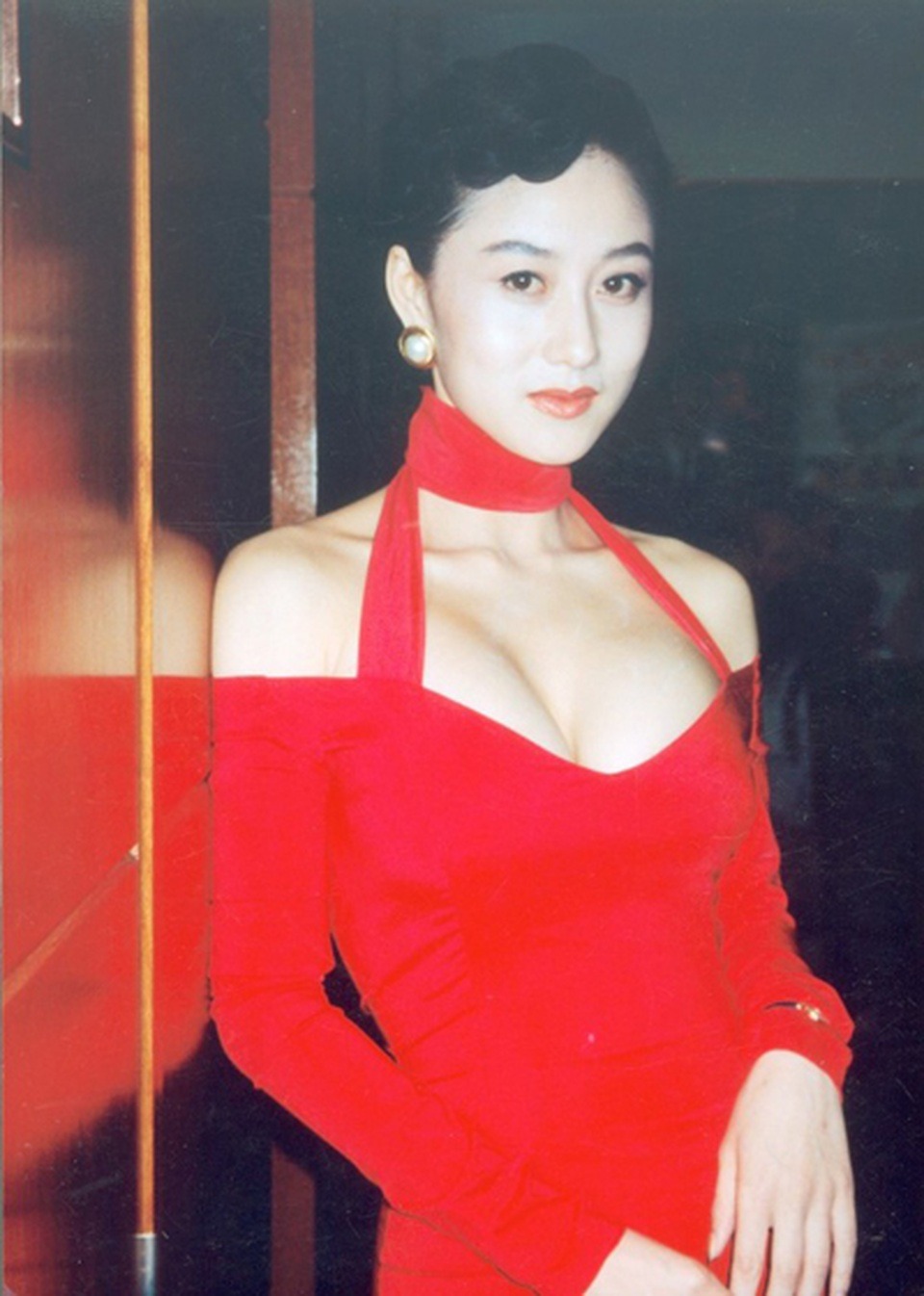 Hoa hậu nắm trong tay 7.000 tỷ, có cuộc sống bí ẩn nhất showbiz là ai?- Ảnh 2. Hoa hậu nắm trong tay 7.000 tỷ, có cuộc sống bí ẩn nhất showbiz là ai?- Ảnh 2.
