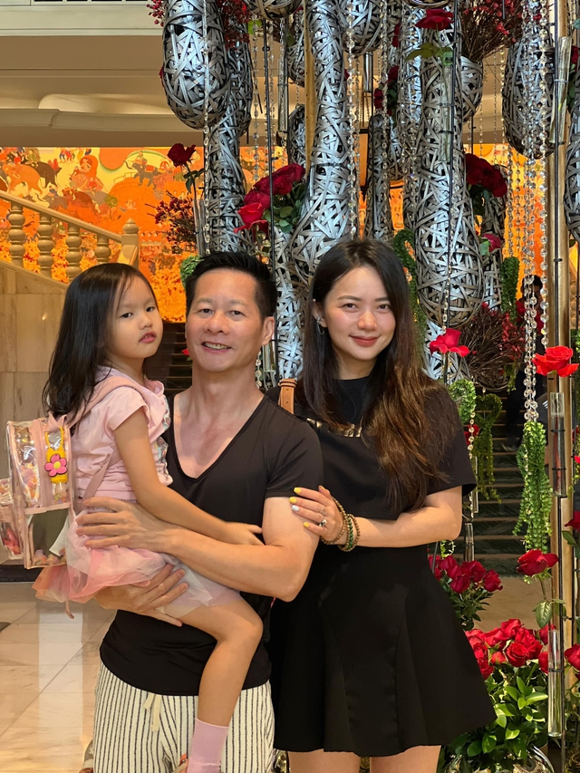 Chồng đại gia hơn 26 tuổi của nàng hậu từng gần 90 kg: Tài sản "3 đời ăn không hết", gây ngỡ ngàng vì loạt ảnh này- Ảnh 5. Chồng đại gia hơn 26 tuổi của nàng hậu từng gần 90 kg: Tài sản "3 đời ăn không hết", gây ngỡ ngàng vì loạt ảnh này- Ảnh 5.