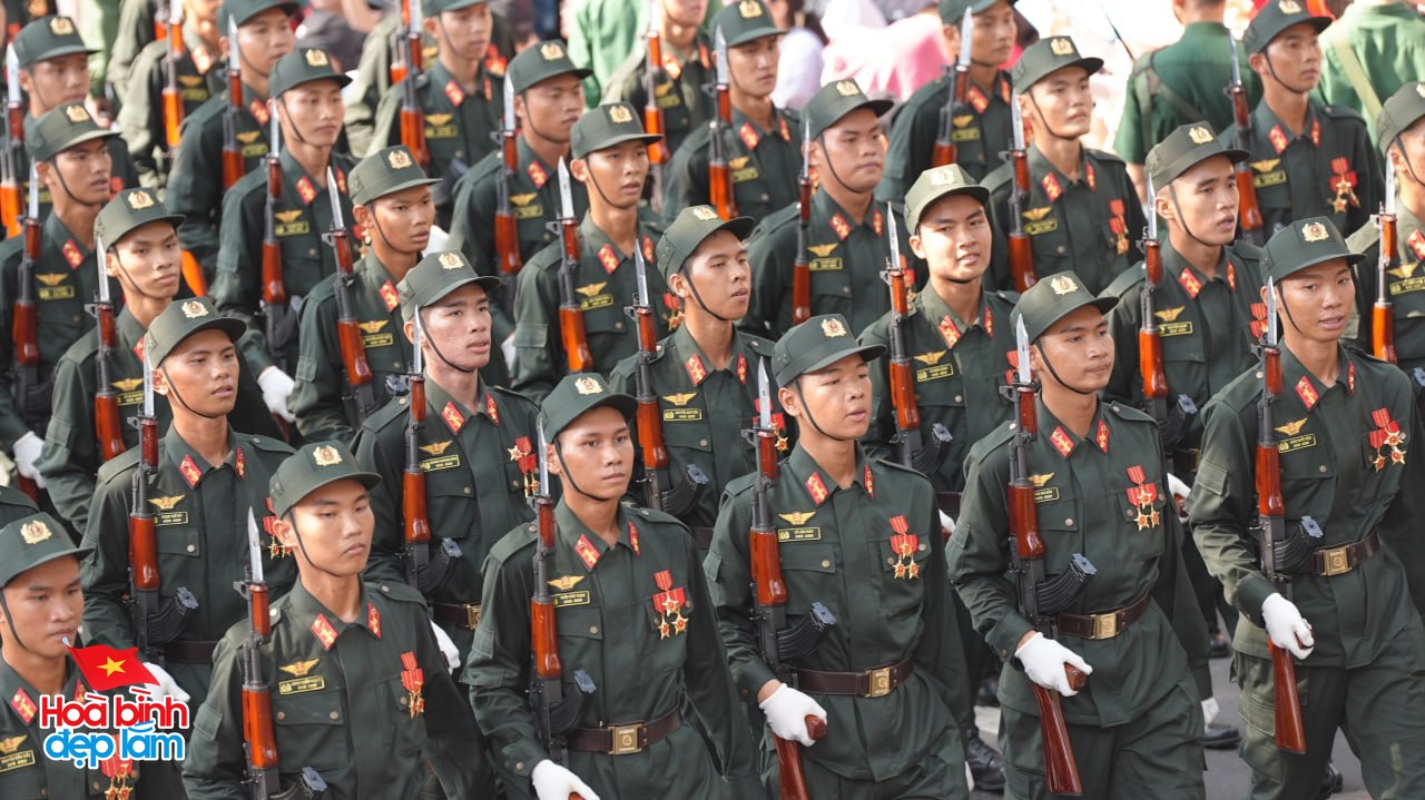 Concert quốc gia - khi người trẻ yêu nước theo “tần số” của mình- Ảnh 10. Concert quốc gia - khi người trẻ yêu nước theo “tần số” của mình- Ảnh 10.