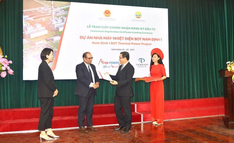 Đại gia Hàn Quốc thua kiện Novaland tại DA 10.000 tỷ: Rót 500 triệu USD vào Việt Nam chỉ để sản xuất giày Nike với doanh thu hơn 1 tỷ USD/năm- Ảnh 1. Đại gia Hàn Quốc thua kiện Novaland tại DA 10.000 tỷ: Rót 500 triệu USD vào Việt Nam chỉ để sản xuất giày Nike với doanh thu hơn 1 tỷ USD/năm- Ảnh 1.