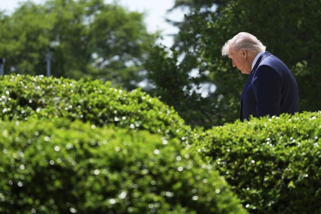 Đàm phán trục trặc, Tổng thống Mỹ Trump đe dọa khách hàng của Iran- Ảnh 1. Đàm phán trục trặc, Tổng thống Mỹ Trump đe dọa khách hàng của Iran- Ảnh 1.