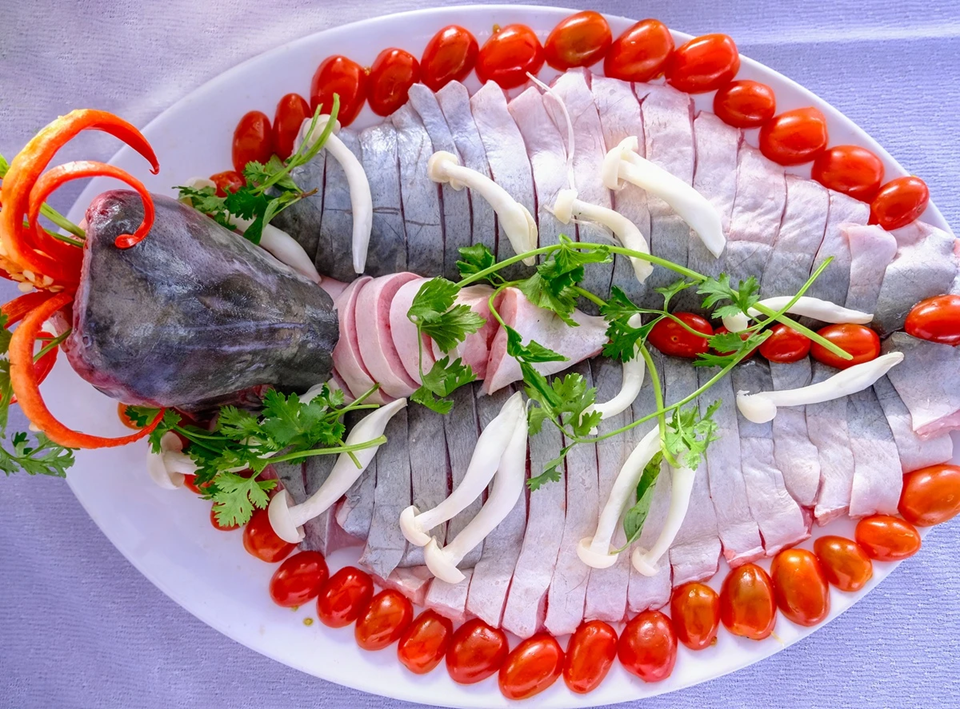 1 loại cá Việt Nam được Mỹ bỏ 69 triệu USD để thu mua: Thịt mềm, ít xương, giàu omega-3, ngừa nhiều bệnh mãn tính- Ảnh 2. 1 loại cá Việt Nam được Mỹ bỏ 69 triệu USD để thu mua: Thịt mềm, ít xương, giàu omega-3, ngừa nhiều bệnh mãn tính- Ảnh 2.