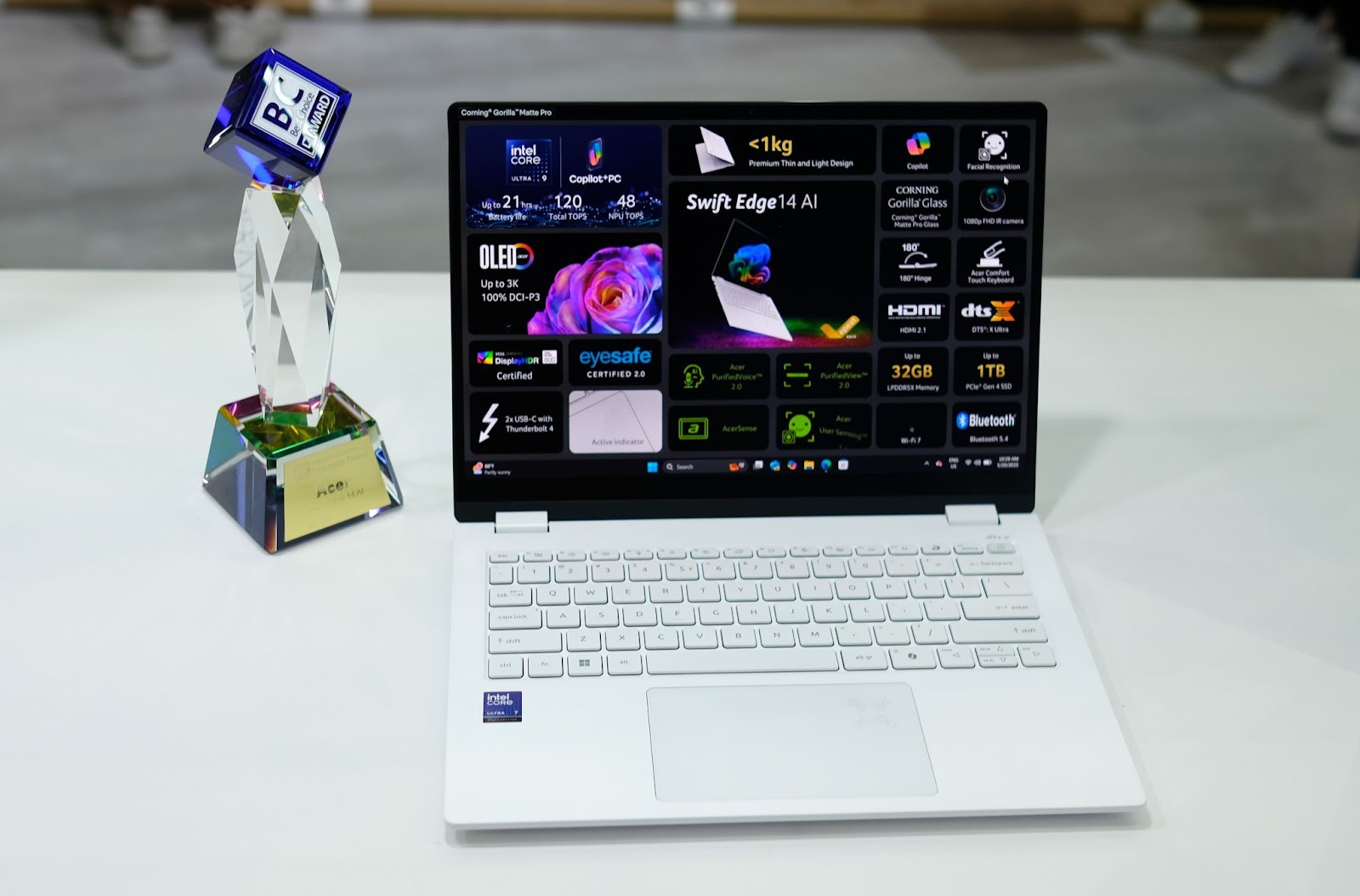 Acer trình làng loạt laptop mỏng nhẹ, tích hợp AI xịn sò tại Computex 2025- Ảnh 1. Acer trình làng loạt laptop mỏng nhẹ, tích hợp AI xịn sò tại Computex 2025- Ảnh 1.