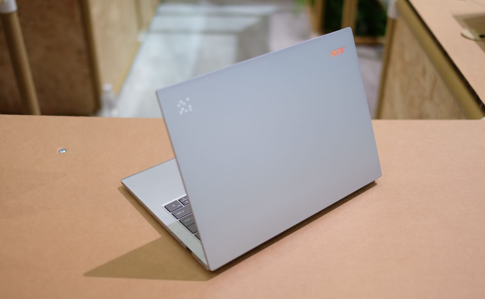 Acer trình làng loạt laptop mỏng nhẹ, tích hợp AI xịn sò tại Computex 2025- Ảnh 6. Acer trình làng loạt laptop mỏng nhẹ, tích hợp AI xịn sò tại Computex 2025- Ảnh 6.