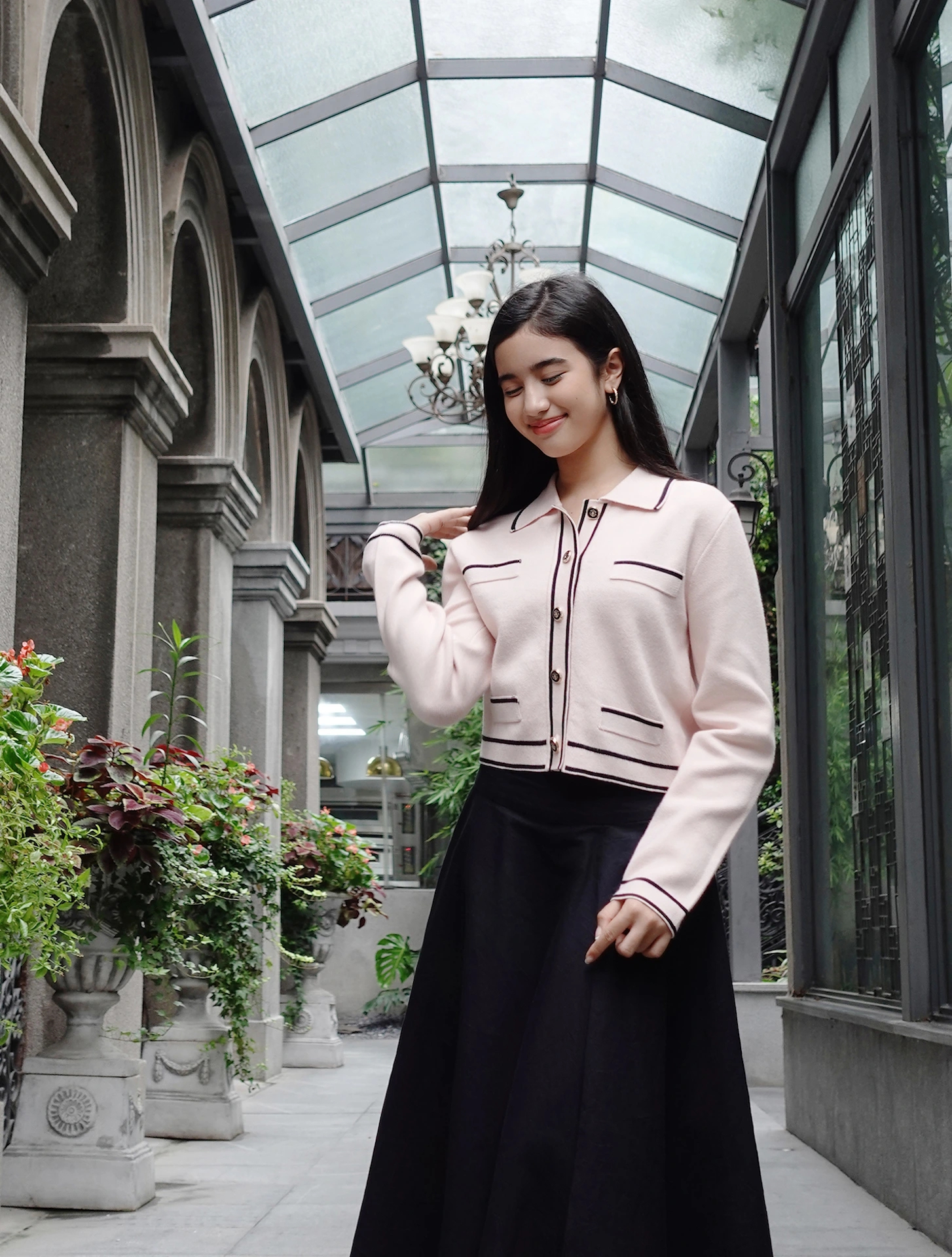 Công chúa Campuchia gây sốt với phong cách đẹp chuẩn hoàng gia: Váy công chúa phiên bản đời thực là đây!- Ảnh 14. Công chúa Campuchia gây sốt với phong cách đẹp chuẩn hoàng gia: Váy công chúa phiên bản đời thực là đây!- Ảnh 14.