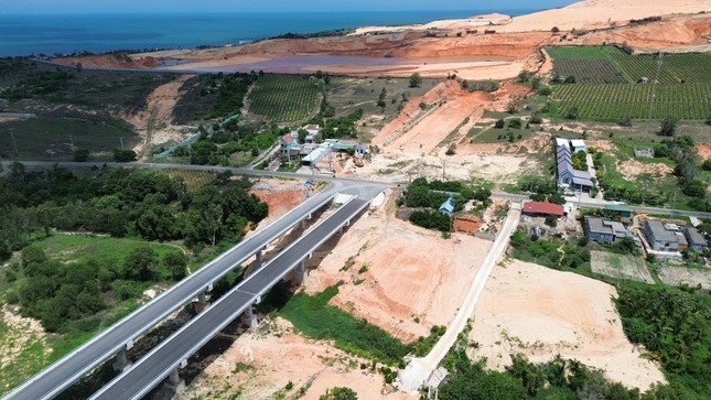 Bình Thuận sẽ làm đường ven biển gần 9.500 tỷ đồng- Ảnh 2. Bình Thuận sẽ làm đường ven biển gần 9.500 tỷ đồng- Ảnh 2.