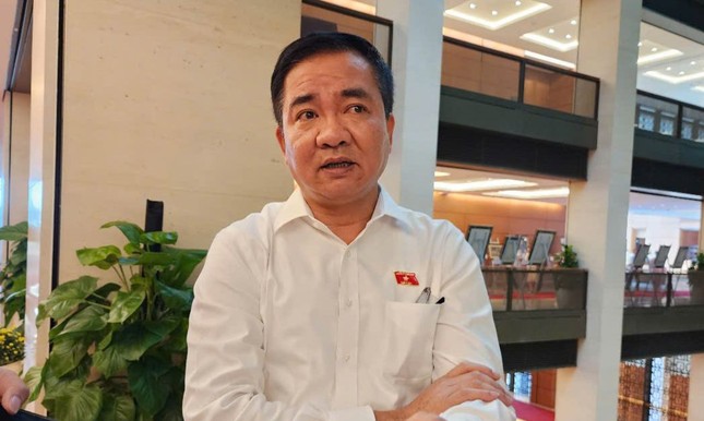Đại biểu Quốc hội: Ngoài yếu tố pháp luật, người nổi tiếng càng phải giữ liêm sỉ- Ảnh 1. Đại biểu Quốc hội: Ngoài yếu tố pháp luật, người nổi tiếng càng phải giữ liêm sỉ- Ảnh 1.