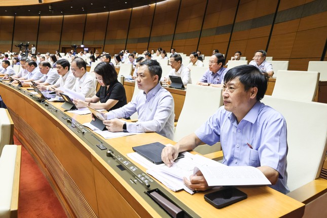 Xem xét, quyết định về ngày bầu cử, rút ngắn nhiệm kỳ Quốc hội- Ảnh 1. Xem xét, quyết định về ngày bầu cử, rút ngắn nhiệm kỳ Quốc hội- Ảnh 1.