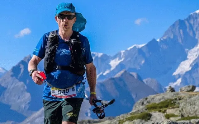 Nhà leo núi lập kỷ lục 19 lần chinh phục đỉnh Everest- Ảnh 1. Nhà leo núi lập kỷ lục 19 lần chinh phục đỉnh Everest- Ảnh 1.