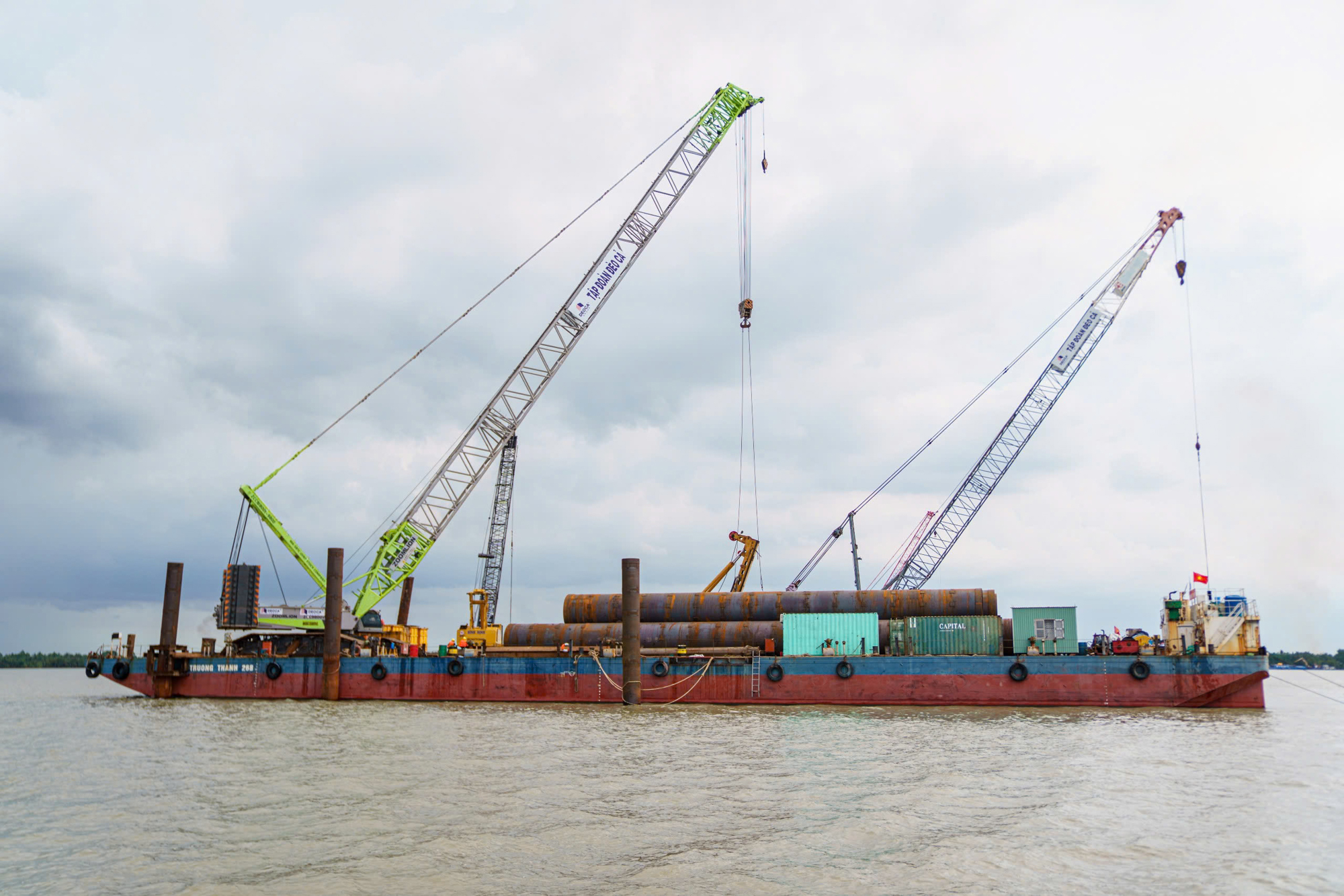 Cầu có trụ tháp cao bằng toà nhà 35 tầng, nhịp chính dài thứ 2 Việt Nam, sẽ rút ngắn 80 km đường từ Cà Mau tới TP.HCM- Ảnh 7. Cầu có trụ tháp cao bằng toà nhà 35 tầng, nhịp chính dài thứ 2 Việt Nam, sẽ rút ngắn 80 km đường từ Cà Mau tới TP.HCM- Ảnh 7.