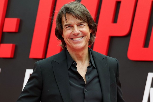 Tom Cruise khen bạn gái 'tuyệt vời, phi thường'- Ảnh 1. Tom Cruise khen bạn gái 'tuyệt vời, phi thường'- Ảnh 1.