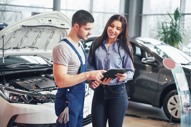 Xe Camry bất ngờ 'rụng' bánh giữa đường, dân mạng: Tài xế cũng có trách nhiệm, đừng chỉ trách thợ xe- Ảnh 4. Xe Camry bất ngờ 'rụng' bánh giữa đường, dân mạng: Tài xế cũng có trách nhiệm, đừng chỉ trách thợ xe- Ảnh 4.
