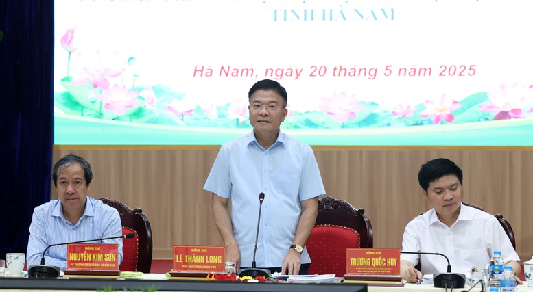 Phó Thủ tướng Lê Thành Long làm việc với tỉnh Hà Nam về triển khai dự án xây dựng Khu Đại học Nam Cao- Ảnh 2. Phó Thủ tướng Lê Thành Long làm việc với tỉnh Hà Nam về triển khai dự án xây dựng Khu Đại học Nam Cao- Ảnh 2.