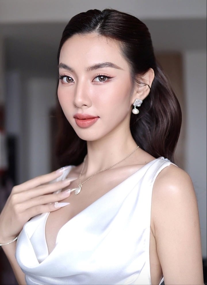 Hoa hậu Nguyễn Thúc Thùy Tiên giàu có cỡ nào ở tuổi 27?- Ảnh 4. Hoa hậu Nguyễn Thúc Thùy Tiên giàu có cỡ nào ở tuổi 27?- Ảnh 4.