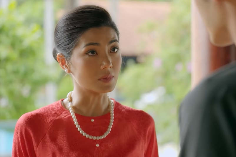 Bộ phim khiến khán giả “than trời” vì 1 chi tiết trên mặt nữ chính: "Về ngủ đi, đừng đóng phim nữa"- Ảnh 1.