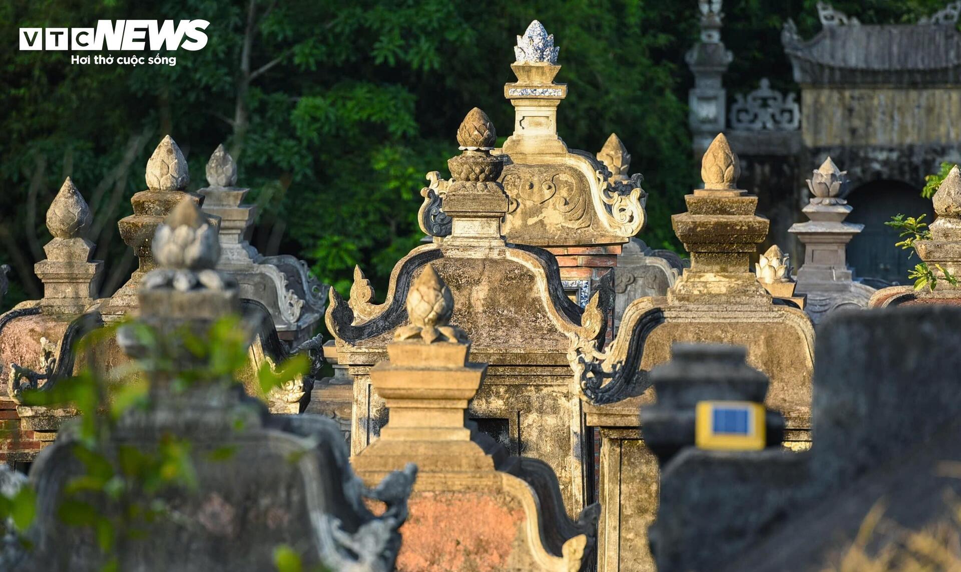 Chiêm ngưỡng ngôi chùa cổ vùng Kinh Bắc có vườn tháp lớn nhất Việt Nam- Ảnh 10. Chiêm ngưỡng ngôi chùa cổ vùng Kinh Bắc có vườn tháp lớn nhất Việt Nam- Ảnh 10.