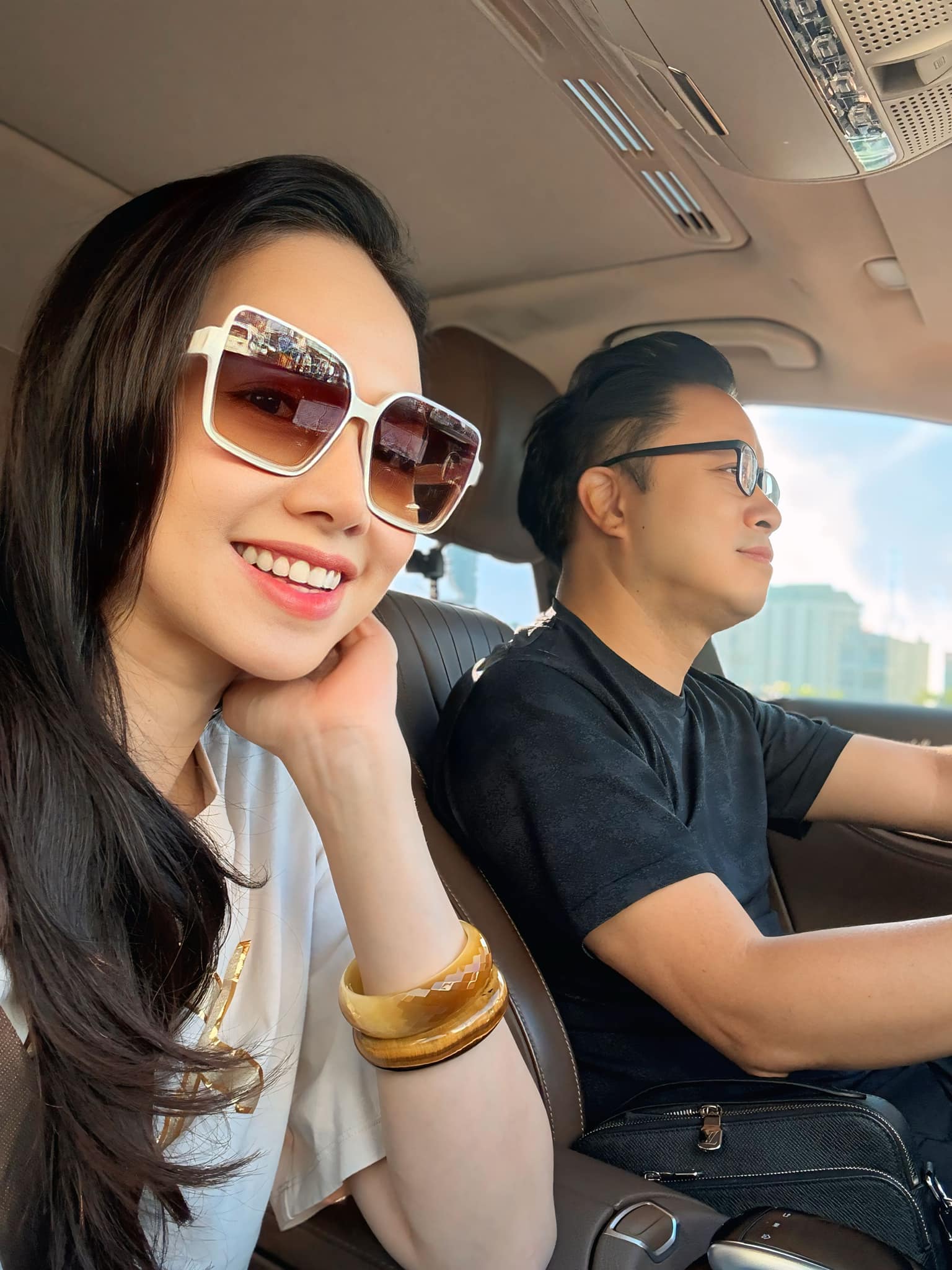 Mỹ nhân Vbiz từng ngang hàng với Tăng Thanh Hà: Chồng là đạo diễn 100 tỷ, học vấn mới đáng nể- Ảnh 11. Mỹ nhân Vbiz từng ngang hàng với Tăng Thanh Hà: Chồng là đạo diễn 100 tỷ, học vấn mới đáng nể- Ảnh 11.